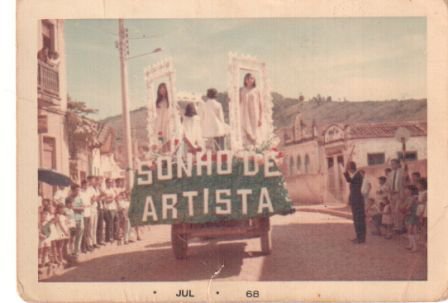 Ao fundo Rua Olegário Maciel (Julho de 1968)